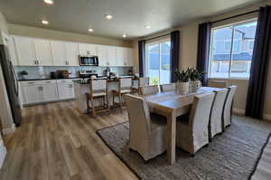 *Photo of model home, upgrades & finishes will vary*