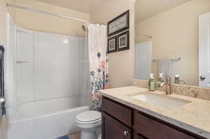 Bathroom between Bedroom 1 and 2