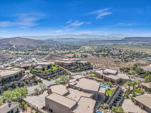 Drone / aerial view featuring a mountain view