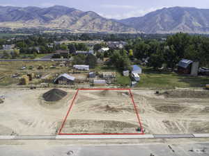 Aerial view with a mountain view