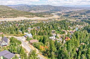 Drone / aerial view featuring a mountain view