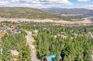 Bird's eye view with a mountain view