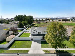 Birds eye view of property