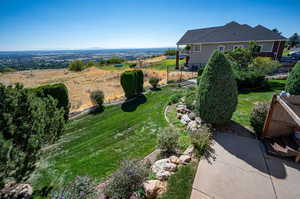 View of yard featuring a rural view