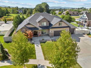 Birds eye view of property