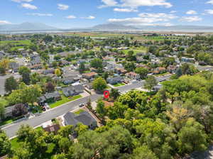 Bird's eye view with a mountain view