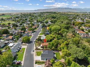 Drone / aerial view featuring a mountain view