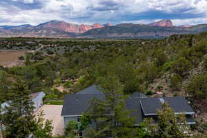 Bird's eye view featuring a mountain view