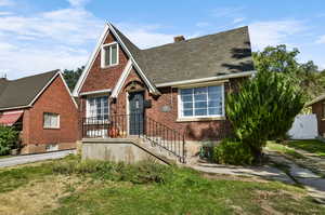 classic castle bungalow