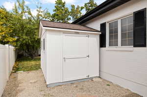 Storage shed