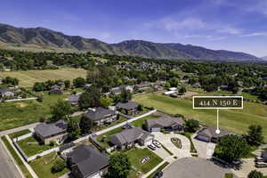 Bird's eye view with a mountain view