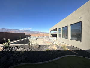 View of yard with a mountain view