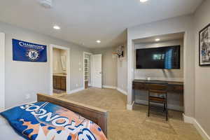 Guest Bedroom #2 w/ light carpet flooring, recessed lighting & "Jack & Jill" bathroom.