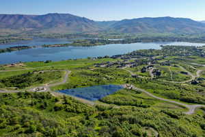 Bird's eye view of a water and mountain view