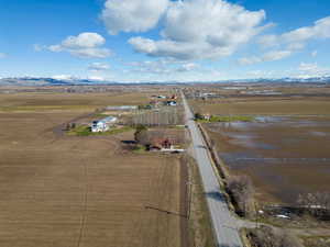 Aerial view featuring a mountain view and a rural view