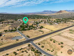 Aerial view with a mountain view