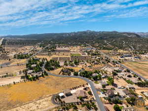 Bird's eye view with a mountain view