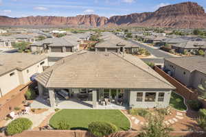 Bird's eye view featuring a mountain view