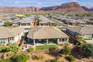 Bird's eye view featuring a mountain view