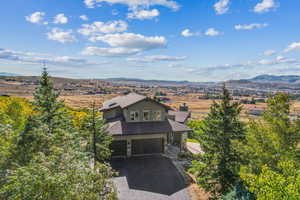 Bird's eye view featuring a mountain view