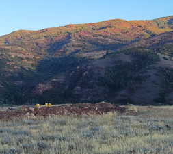 View of mountain feature