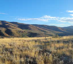 View of mountain feature