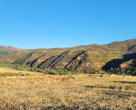 View of mountain feature