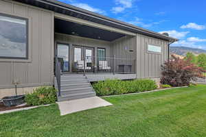 Covered Porch 1