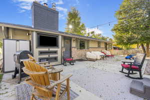 Back patio with TV hookup