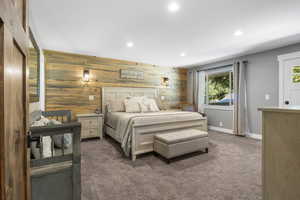 Owners suite/wood wall