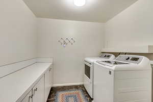 Lower level laundry - washer and dryer included