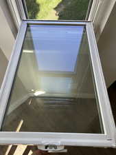 Upgraded newer windows that can be cleaned thoroughly from the insude!