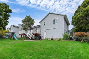 Wonderful yard with amazing views of the sunset!