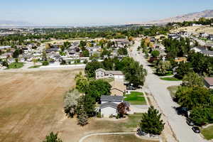 Bird's eye view featuring a mountain view