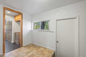 View of driveway entrance / mudroom