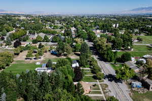 Drone / aerial view featuring a mountain view