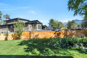 View of yard featuring a mountain view