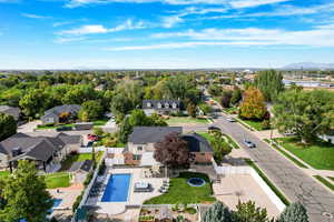 Birds eye  view of property