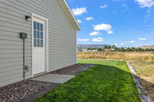 View of yard with a mountain view