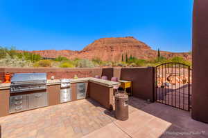 Grill station/lanai