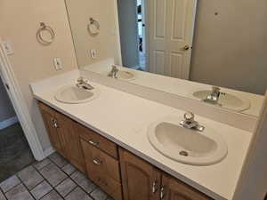 double vanity in upstairs hall bathroom