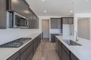 Gourmet Kitchen & Walk-In Pantry