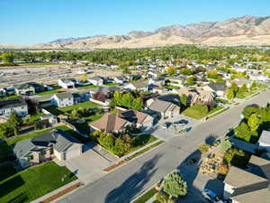 Bird's eye view featuring a mountain view