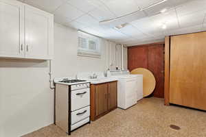 Basement kitchen & laundry room