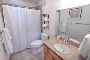 Photo 7 of 6095 N FOX POINT CIR #B1