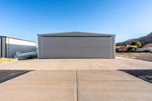 Garage with a mountain view