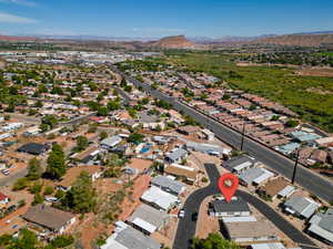 Bird's eye view with a mountain view