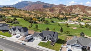 Drone / aerial view featuring a mountain view