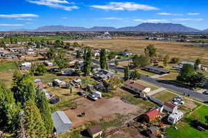 Bird's eye view with a mountain view