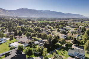 Arial view facing South East.